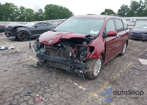 2011 Toyota Sienna Xle V6 z USA, uszkodzony, nr VIN 5TDYK3DC1BS007266